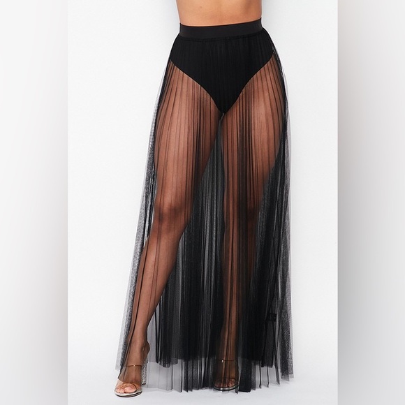 New! Nu Shuz Key West Black Pleated Sheer Bikini Cover Up Maxi Skirt